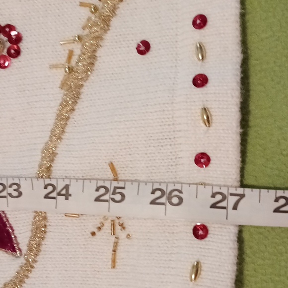 Holiday cardigan sweater - Picture 4 of 11